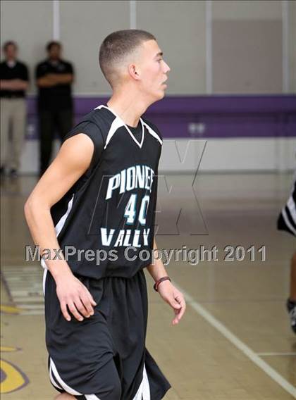 Thumbnail 3 in Pioneer Valley @ Righetti photogallery.