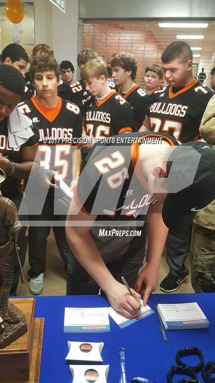 Thumbnail 3 in Martinsburg TOC Ceremony photogallery.