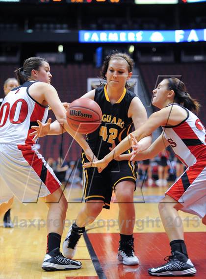 Thumbnail 2 in Liberty vs. Saguaro (AIA D2 Semifinals) photogallery.