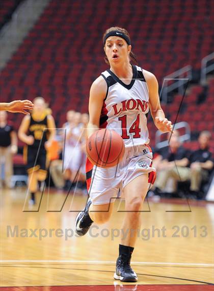 Thumbnail 2 in Liberty vs. Saguaro (AIA D2 Semifinals) photogallery.