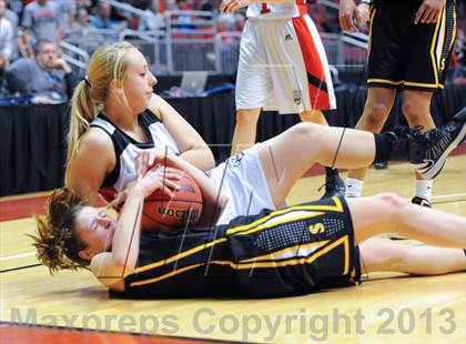 Thumbnail 3 in Liberty vs. Saguaro (AIA D2 Semifinals) photogallery.