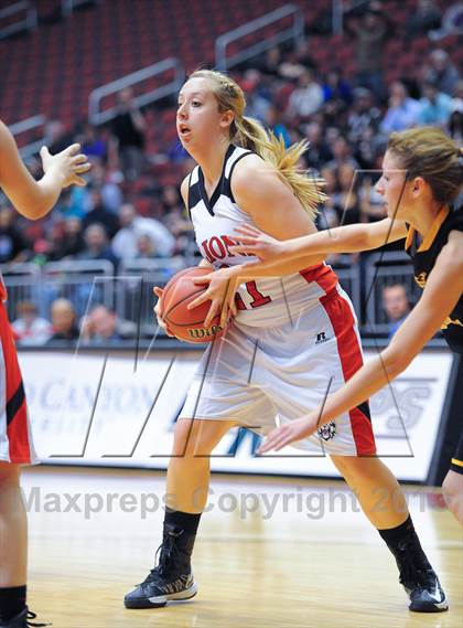 Thumbnail 3 in Liberty vs. Saguaro (AIA D2 Semifinals) photogallery.