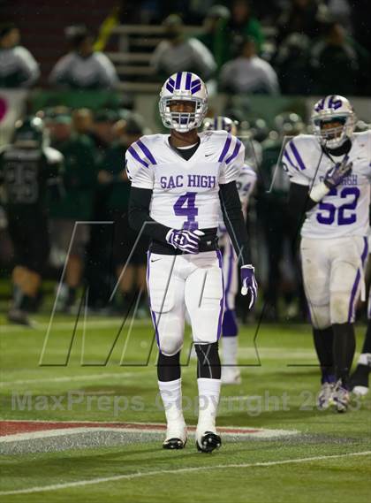 Thumbnail 2 in Manteca vs. Sacramento (CIF SJS D3 Final) photogallery.