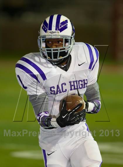 Thumbnail 3 in Manteca vs. Sacramento (CIF SJS D3 Final) photogallery.