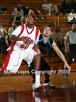 Thumbnail 3 in Sheldon vs. Pasadena (MaxPreps Holiday Classic) photogallery.