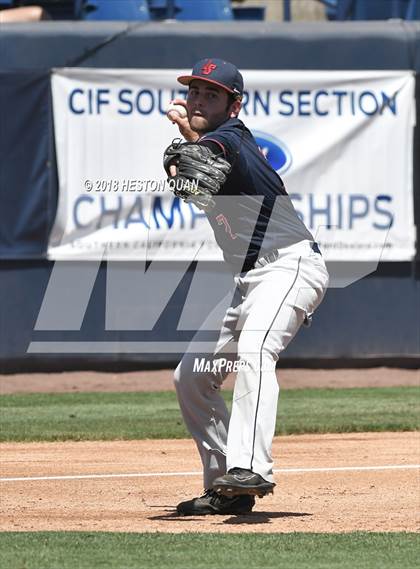 Thumbnail 3 in Maranatha vs. La Salle (CIF-SS D3 Final) photogallery.