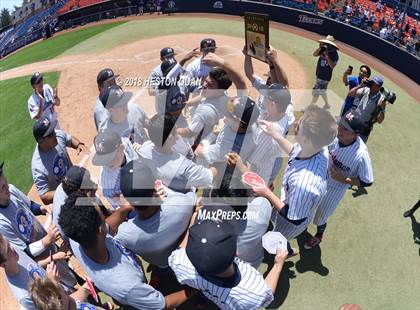 Thumbnail 3 in Maranatha vs. La Salle (CIF-SS D3 Final) photogallery.
