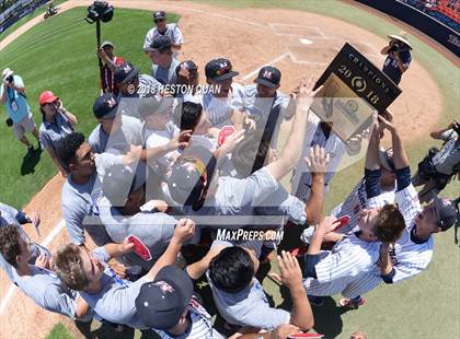 Thumbnail 3 in Maranatha vs. La Salle (CIF-SS D3 Final) photogallery.