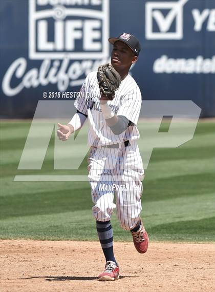 Thumbnail 3 in Maranatha vs. La Salle (CIF-SS D3 Final) photogallery.