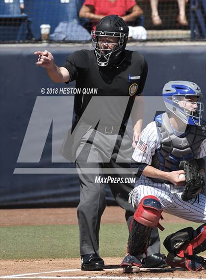 Thumbnail 2 in Maranatha vs. La Salle (CIF-SS D3 Final) photogallery.