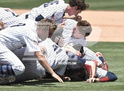 Thumbnail 1 in Maranatha vs. La Salle (CIF-SS D3 Final) photogallery.