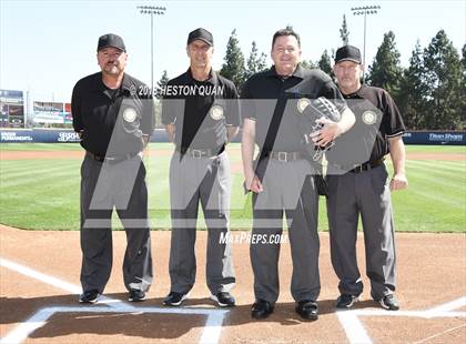 Thumbnail 2 in Maranatha vs. La Salle (CIF-SS D3 Final) photogallery.