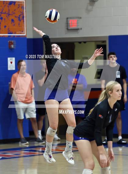 Thumbnail 3 in Sun Valley @ Marvin Ridge photogallery.