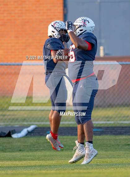 Thumbnail 2 in Western Alamance vs Terry Sanford (NCHSAA 3A - First Round) photogallery.