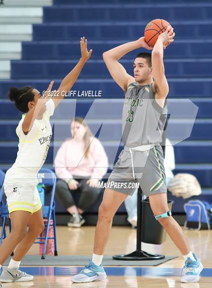 Thumbnail 2 in Catholic High vs Epic South (Lowcountry Roundball Classic) photogallery.
