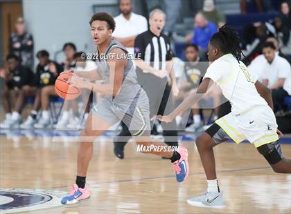 Thumbnail 2 in Catholic High vs Epic South (Lowcountry Roundball Classic) photogallery.