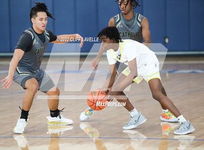 Thumbnail 1 in Catholic High vs Epic South (Lowcountry Roundball Classic) photogallery.