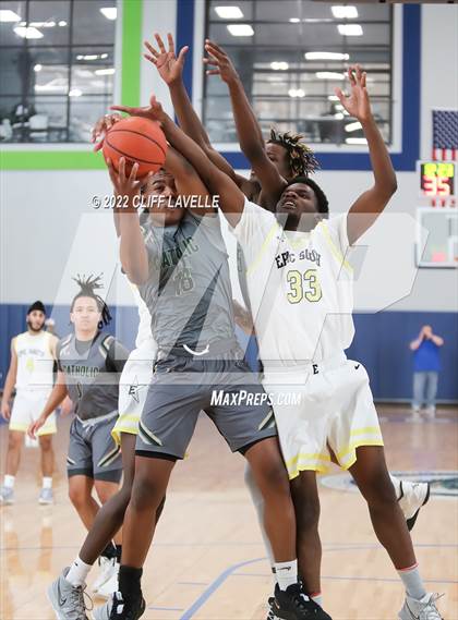 Thumbnail 3 in Catholic High vs Epic South (Lowcountry Roundball Classic) photogallery.