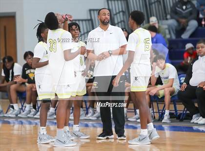 Thumbnail 3 in Catholic High vs Epic South (Lowcountry Roundball Classic) photogallery.