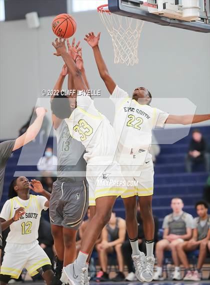 Thumbnail 1 in Catholic High vs Epic South (Lowcountry Roundball Classic) photogallery.