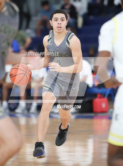 Thumbnail 3 in Catholic High vs Epic South (Lowcountry Roundball Classic) photogallery.