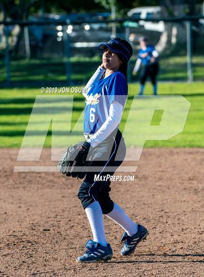 Thumbnail 2 in Foothill Tech @ Nordhoff photogallery.