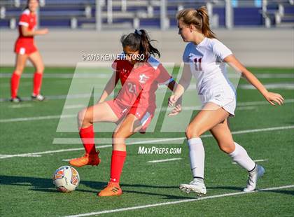 Thumbnail 3 in Churchill vs. Lake Travis (UIL Bi-District Playoff) photogallery.