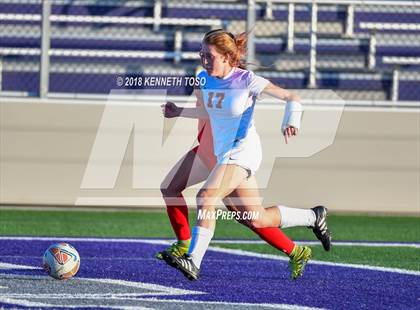 Thumbnail 3 in Churchill vs. Lake Travis (UIL Bi-District Playoff) photogallery.