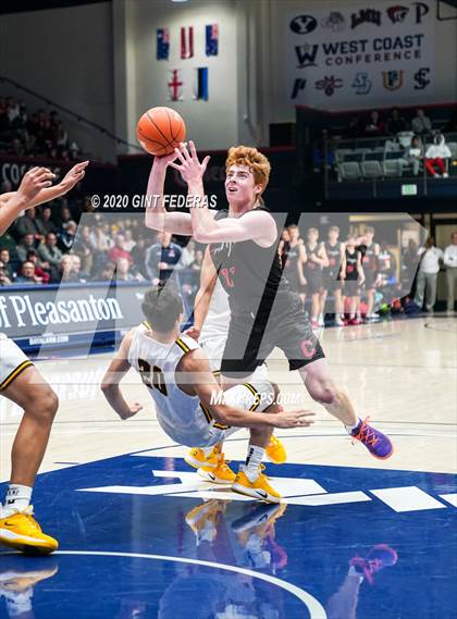 Thumbnail 2 in Campolindo vs. Bishop O'Dowd (MaxPreps MLK Classic) photogallery.