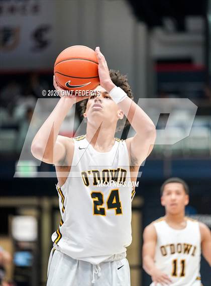 Thumbnail 2 in Campolindo vs. Bishop O'Dowd (MaxPreps MLK Classic) photogallery.