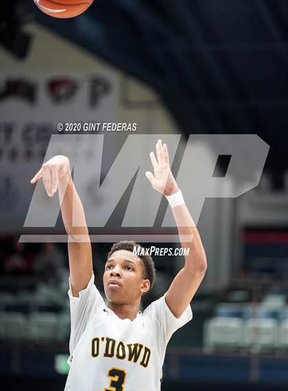 Thumbnail 2 in Campolindo vs. Bishop O'Dowd (MaxPreps MLK Classic) photogallery.
