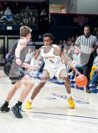 Thumbnail 2 in Campolindo vs. Bishop O'Dowd (MaxPreps MLK Classic) photogallery.