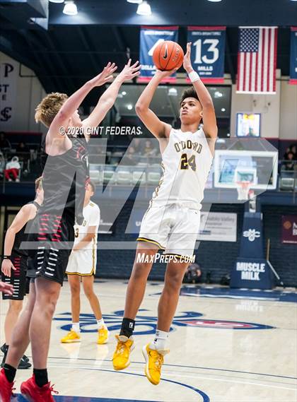 Thumbnail 1 in Campolindo vs. Bishop O'Dowd (MaxPreps MLK Classic) photogallery.