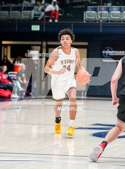 Thumbnail 1 in Campolindo vs. Bishop O'Dowd (MaxPreps MLK Classic) photogallery.
