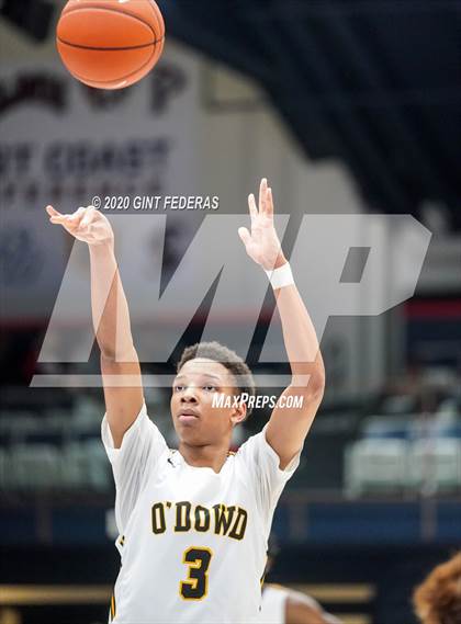 Thumbnail 1 in Campolindo vs. Bishop O'Dowd (MaxPreps MLK Classic) photogallery.
