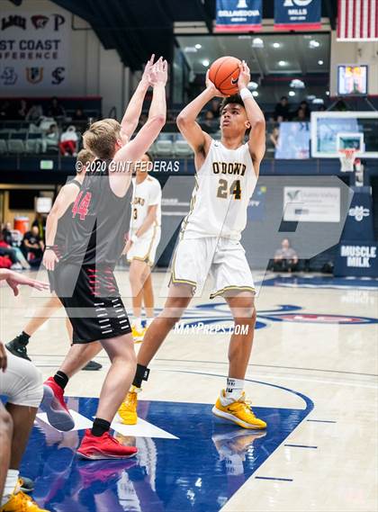Thumbnail 3 in Campolindo vs. Bishop O'Dowd (MaxPreps MLK Classic) photogallery.