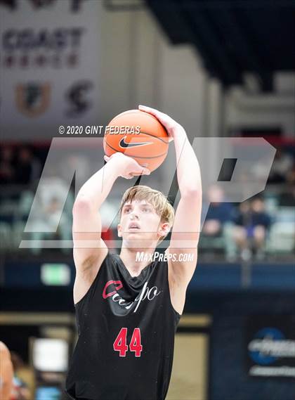 Thumbnail 2 in Campolindo vs. Bishop O'Dowd (MaxPreps MLK Classic) photogallery.