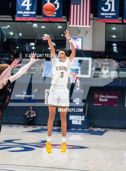 Thumbnail 3 in Campolindo vs. Bishop O'Dowd (MaxPreps MLK Classic) photogallery.