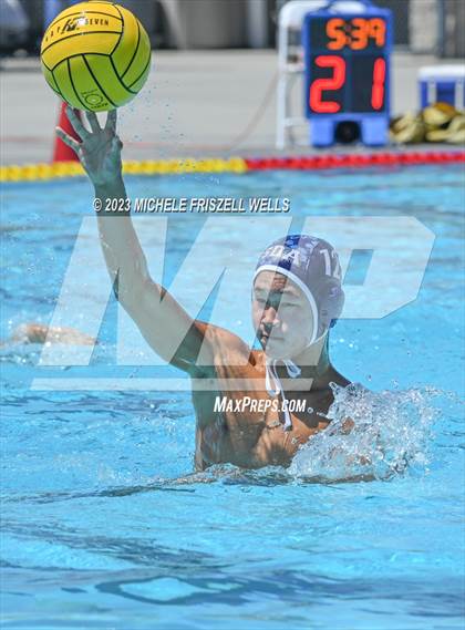 Thumbnail 3 in Torrey Pines vs San Dieguito (17th Annual Draz Classic) photogallery.