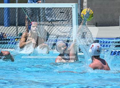 Thumbnail 3 in Torrey Pines vs San Dieguito (17th Annual Draz Classic) photogallery.