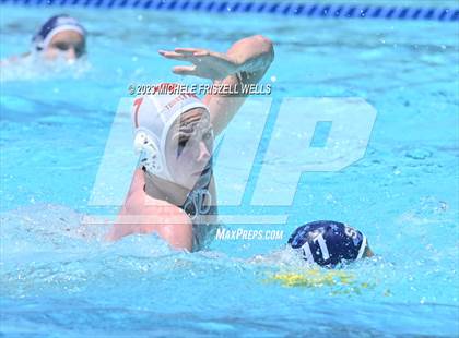 Thumbnail 3 in Torrey Pines vs San Dieguito (17th Annual Draz Classic) photogallery.