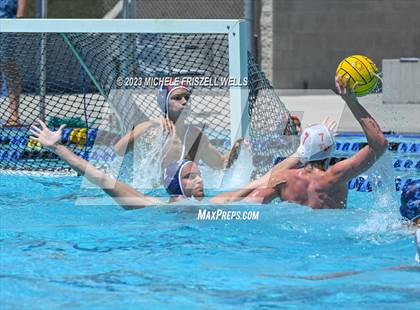Thumbnail 3 in Torrey Pines vs San Dieguito (17th Annual Draz Classic) photogallery.