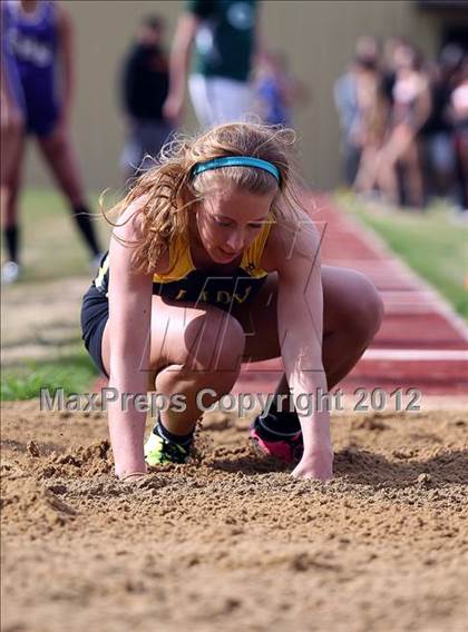 Thumbnail 2 in Kyle King Coca-Cola Relays (Crandall) photogallery.