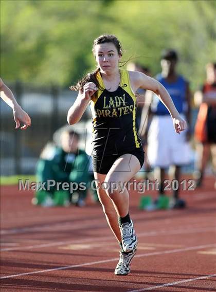 Thumbnail 2 in Kyle King Coca-Cola Relays (Crandall) photogallery.