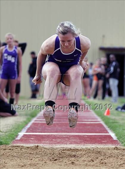 Thumbnail 1 in Kyle King Coca-Cola Relays (Crandall) photogallery.