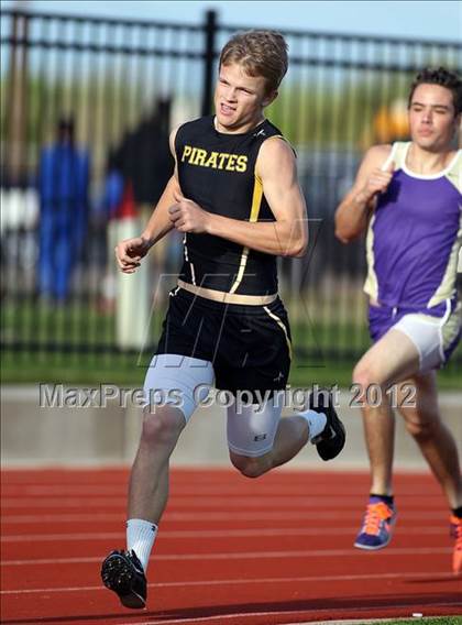 Thumbnail 3 in Kyle King Coca-Cola Relays (Crandall) photogallery.