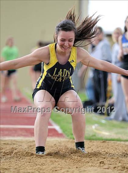 Thumbnail 2 in Kyle King Coca-Cola Relays (Crandall) photogallery.