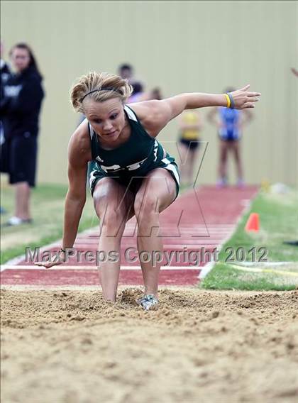 Thumbnail 1 in Kyle King Coca-Cola Relays (Crandall) photogallery.