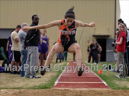 Thumbnail 3 in Kyle King Coca-Cola Relays (Crandall) photogallery.