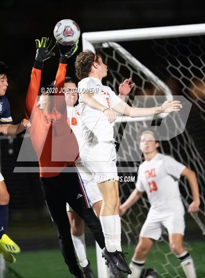 Thumbnail 3 in TMI-Episcopal @ Central Catholic photogallery.